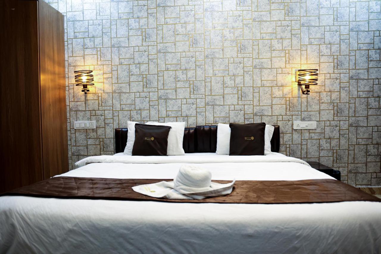 Hôtel The Browns à Nagpur Extérieur photo